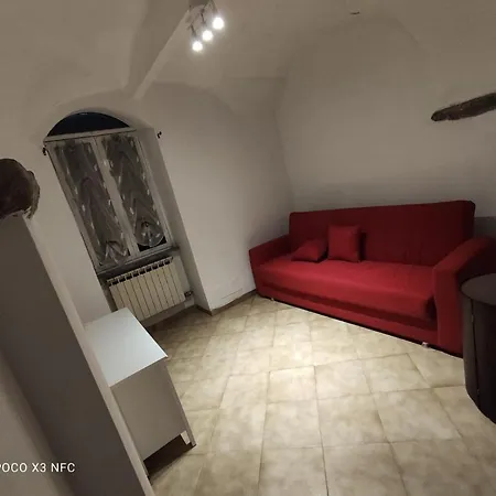 Casa A Pochi Km Dal Mare E Al Limitare Del Bosco Hébergement de vacances Vado Ligure